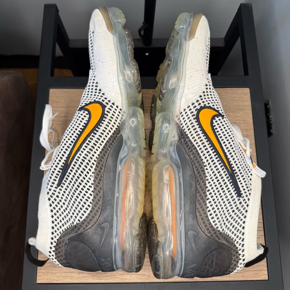 Nike White Black Yellow VaporMax Knit Sneakers - Picture 5 of 7